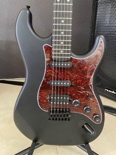 Harley Benton ST-20HSS SBK na internet