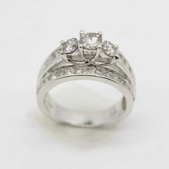 Anillo trillon con churumbelas de diamantes en internet