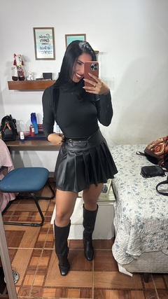 SAIA DE COURO RODADA na internet