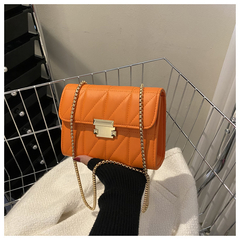 Bolsa Feminina Transversal Alça Corrente[6042] na internet