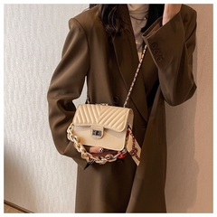 Bolsa Feminina Transversal Alça Corrente - comprar online