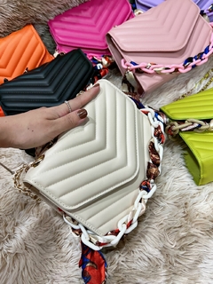 Bolsa Feminina Transversal Alça Corrente Com lenço[6015]