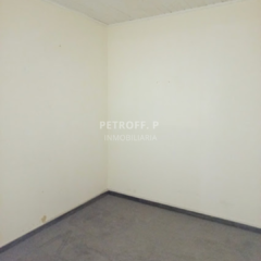 Imagen de LOCAL CALLE SARMIENTO $300.000