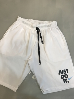 Bermuda Nike Just do it branca
