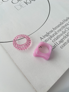 PAR DE ANÉIS ACRÍLICO ROSA