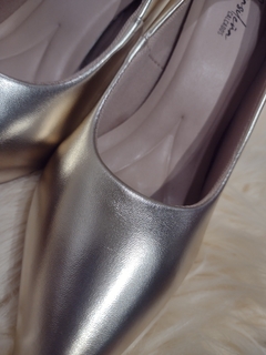 SCARPIN BRASILEÑA DOURADO - comprar online