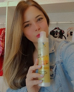 SHAMPOO BANANA E MEL