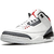 Air Jordan 3 Retro 'White Cement' en internet