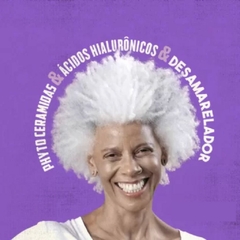 Imagem do Kit Lola Brancos e Grisalhos - Shampoo Hidratante e Condicionador Booster 250ml