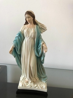 Imagem de Nossa Senhora dos Milagres em Gesso Pintada à mão com Detalhe Dégradé na internet