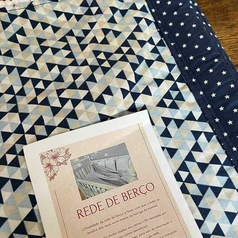 Rede de Berço de Bebê Triângulos