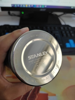 Copo térmico de garrafa Stanley de aço inoxidável de 473 ml com tampa para água fria e morna - comprar online