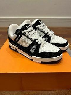 Lv Trainer na internet
