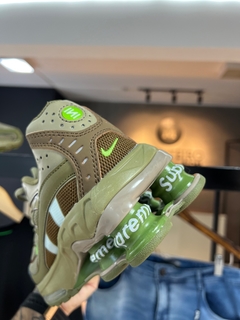 NIKE SHOX / SUPREME GREEN na internet