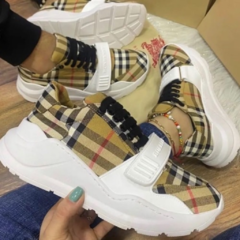 TÊNIS BURBERRY CANO BAIXO XADREZ