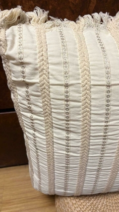Almohadón Kel 60x60 - comprar online