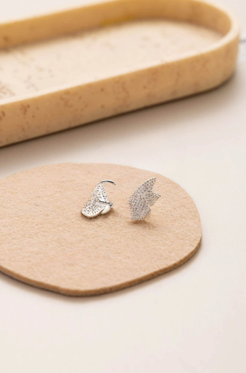 ARO Cuff Bronce Baño Blanco con Mariposa de Strass x6 Unidades
