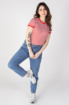 CAMISETA RINGER TEE LISTRADA VERMELHO RUBI - comprar online