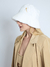 BUCKET EM PELOS COM ALFINETE REMOVÍVEL - BRANCO - comprar online