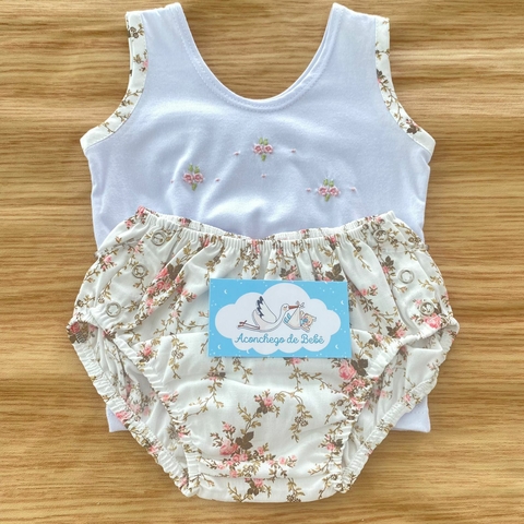 CONJUNTO CAMISETA E TAPA FRALDA