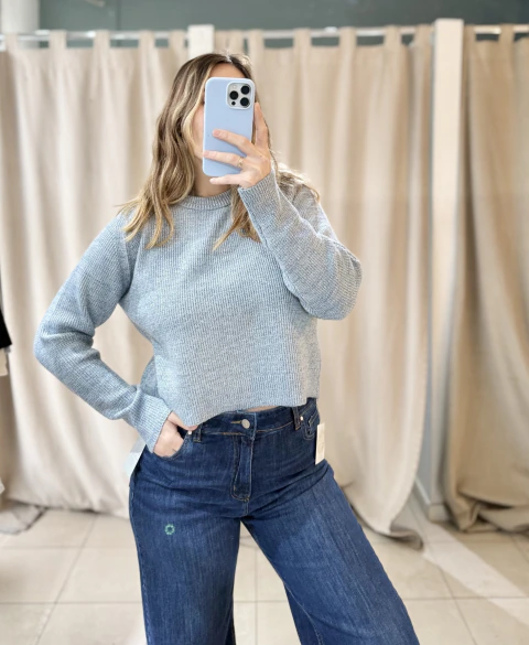 SWEATER CATA
