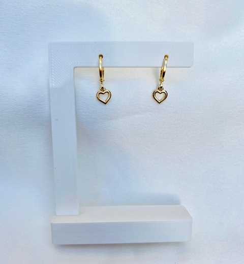 BRINCO ARGOLINHA COM CORAÇÃO VAZADO INFANTIL