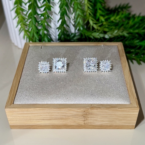 DUPLA DE BRINCOS PEDRA QUADRADA LUXO