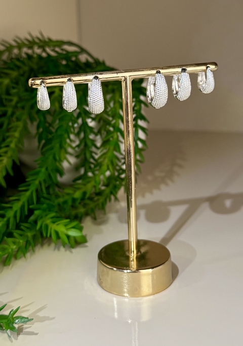 TRIO DE BRINCOS ARGOLINHA PONTILHADA - comprar online