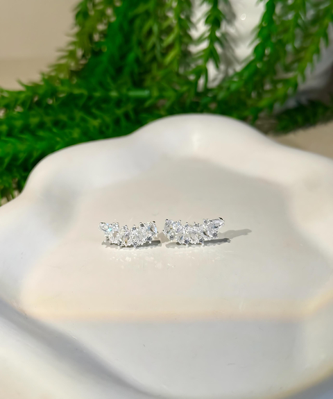 BRINCO EAR CUFF PEDRAS