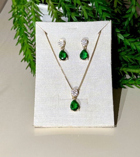 CONJUNTO GOTA PEDRA E CRAVEJADO