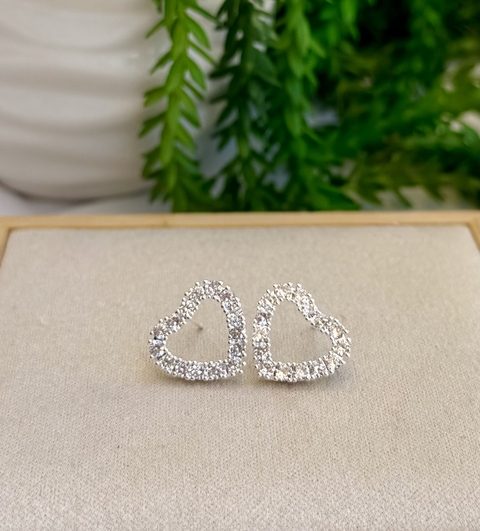 BRINCO CORAÇÃO PERFEITO PEDRAS