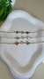 PULSEIRA 3 TREVOS LISTRADO E PEDRA ZIRCO