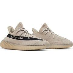 Yeezy 350 V2 Slate en internet