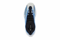 Yeezy 700 V3 Azareth - NWM Sneakers