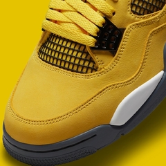 Jordan 4 Retro Lightning - NWM Sneakers