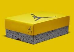 Jordan 4 Retro Lightning en internet