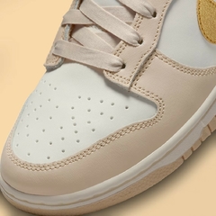Dunk Low Metallic Gold - NWM Sneakers