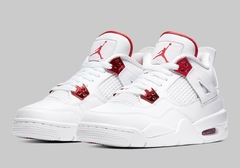 Jordan 4 Retro Metallic Red en internet