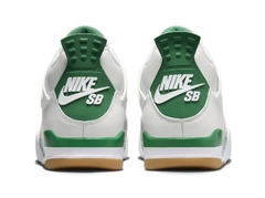 Jordan 4 SB Pine Green - NWM Sneakers