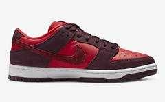 Dunk Low SB Cherry en internet