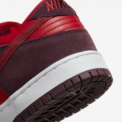 Imagen de Dunk Low SB Cherry