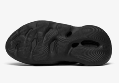 Imagen de Yeezy Foam RNR Carbon