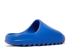 Yeezy Slide Azure en internet