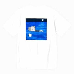 T-Shirt Kaws Uniqlo