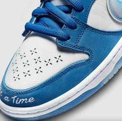 Dunk SB Born X Raised - NWM Sneakers