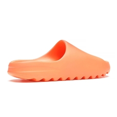 YEEZY Slide Enflame Orange en internet