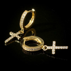 Brincos Cravejados Cruz - Ice Hype Store