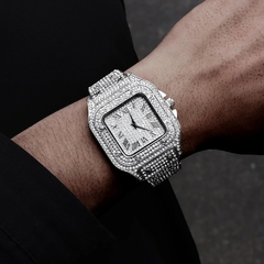 Colar + Relógio + Pulseira Cravejados Ice na internet