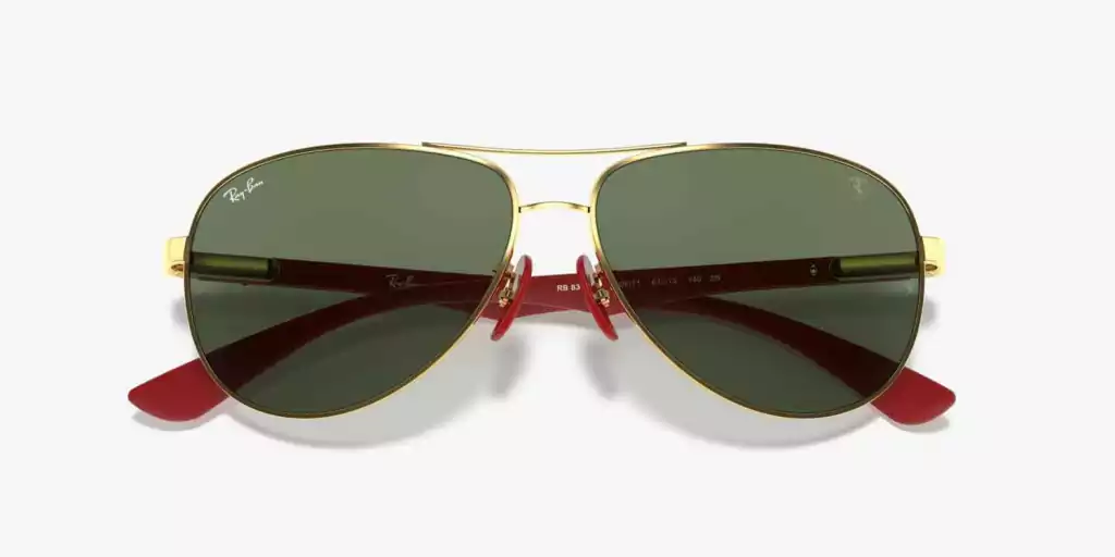 Aviator Scuderia Ferrari