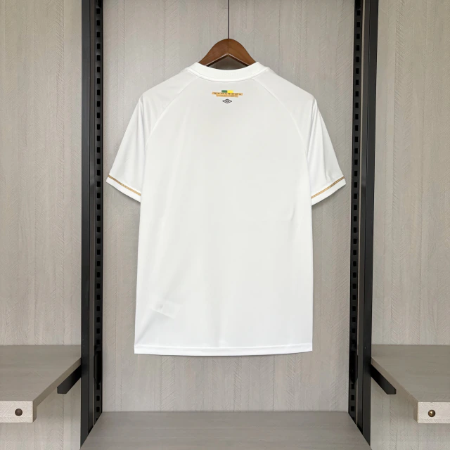 Outro ângulo de Camisa Santos Home 26/27